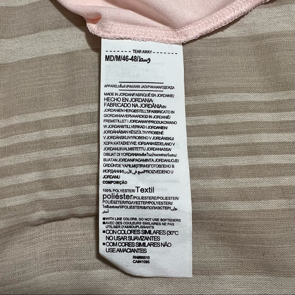 Under Armour T-shirt - Picture 3 of 3